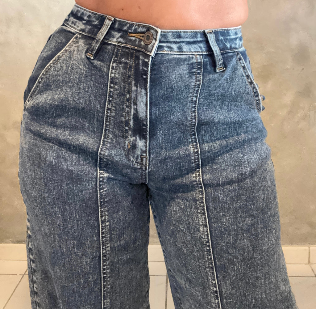 HIGH RISE ACID BLUE BARREL JEAN