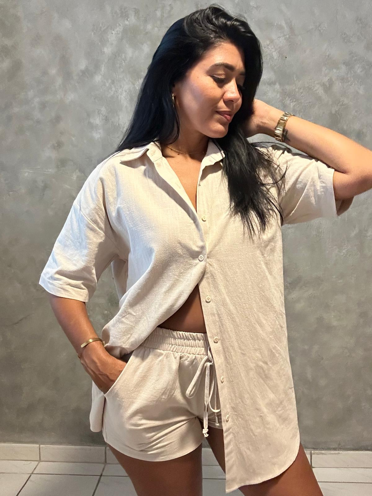 LINEN BUTTON DOWN SHIRT AND ELASTIC SHORT