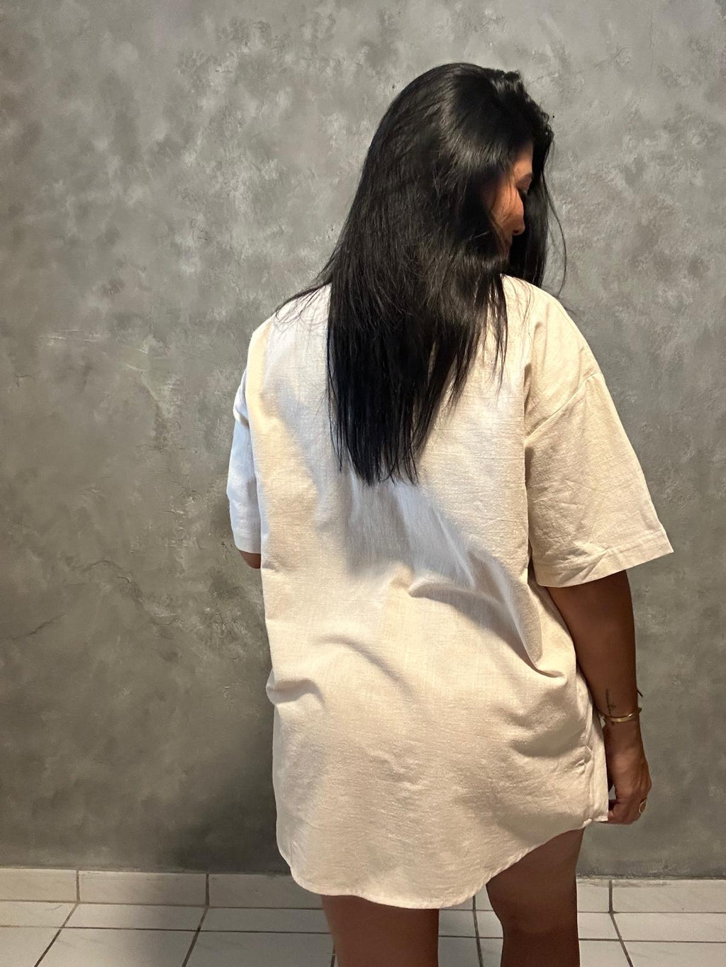 LINEN BUTTON DOWN SHIRT AND ELASTIC SHORT